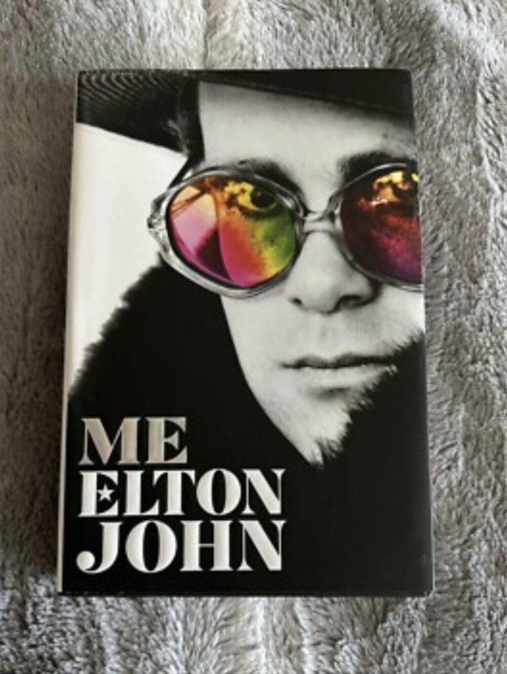 Me Elton John Book. NWT 💗